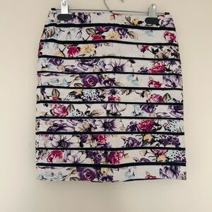 White House Black Market Floral Pencil Skirt